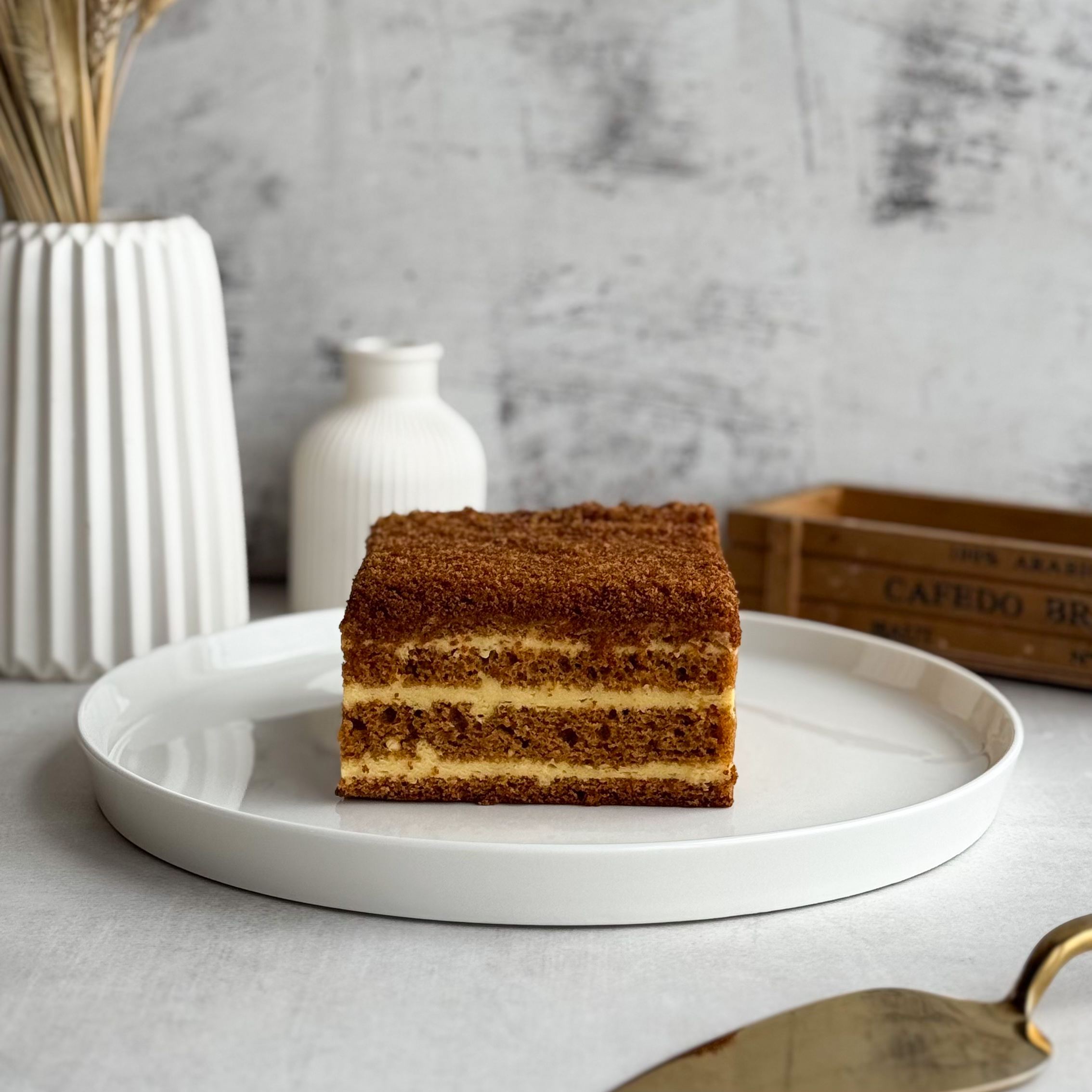 Классический медовик с традиционным вкусом в формате бенто в индивид.упаковке изображение 5