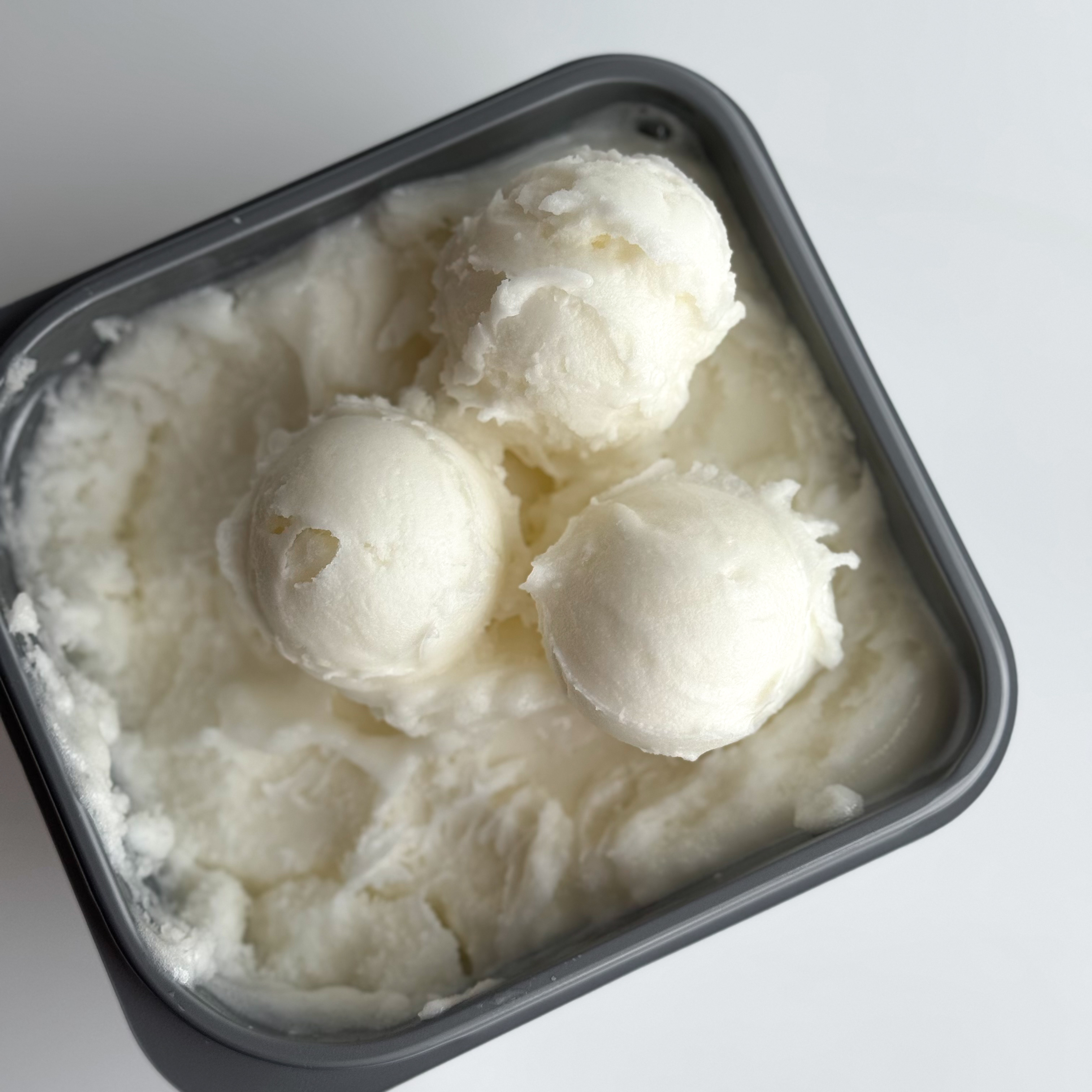 Освежающий сорбет с ярким цитрусовым вкусом лайма и приятной кислинкой — идеальный десерт для жаркого дня. изображение 3