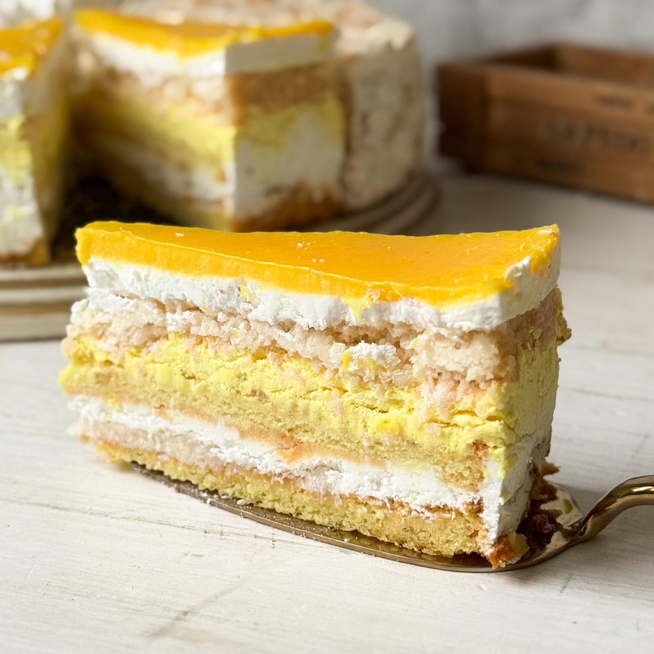 Ассорти из 4 видов тортов 14 порций изображение 7