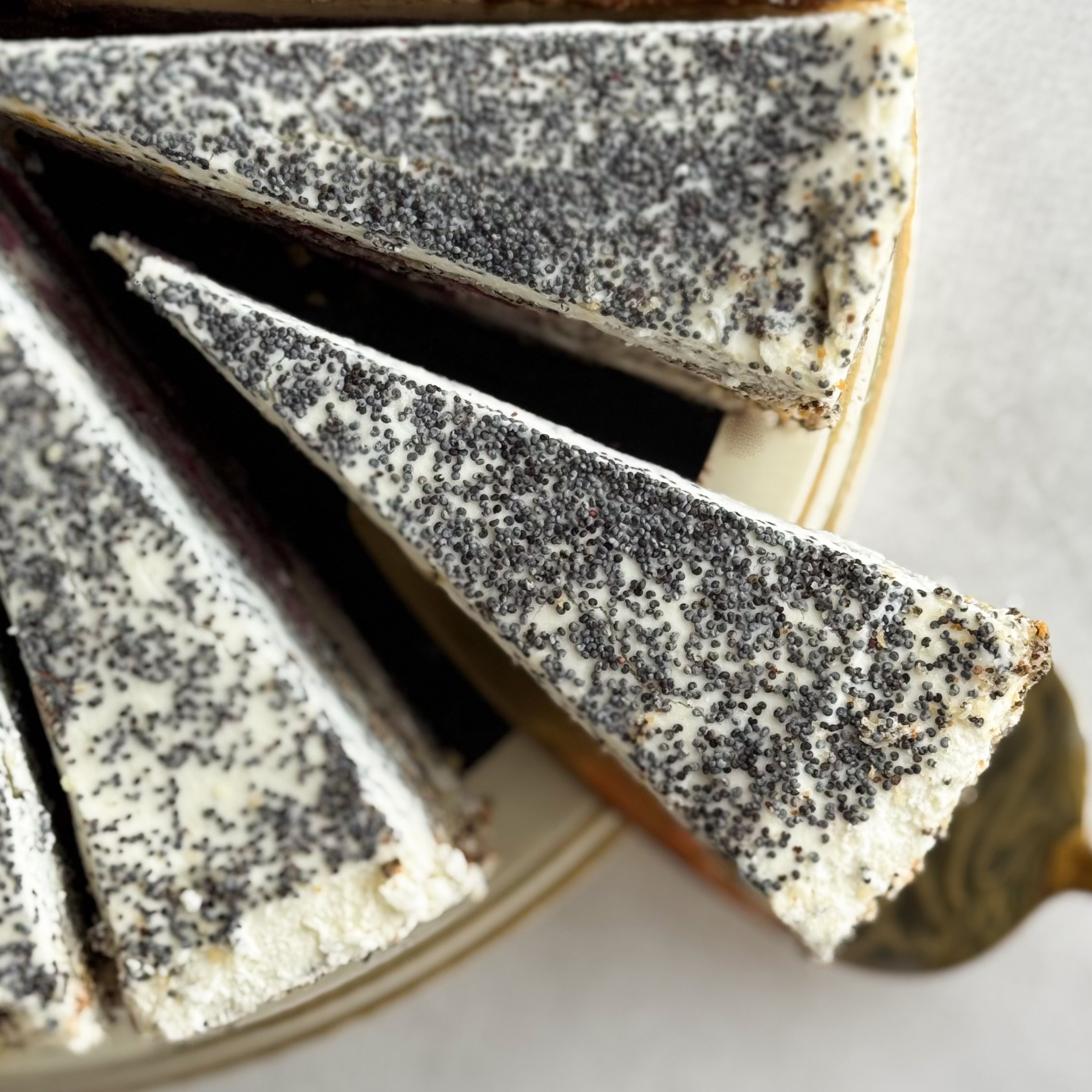 Торт Ассорти New 14 порций 4 вкуса (Карамель-орех, Банан-карамель, Маковый,Руслан) изображение 7