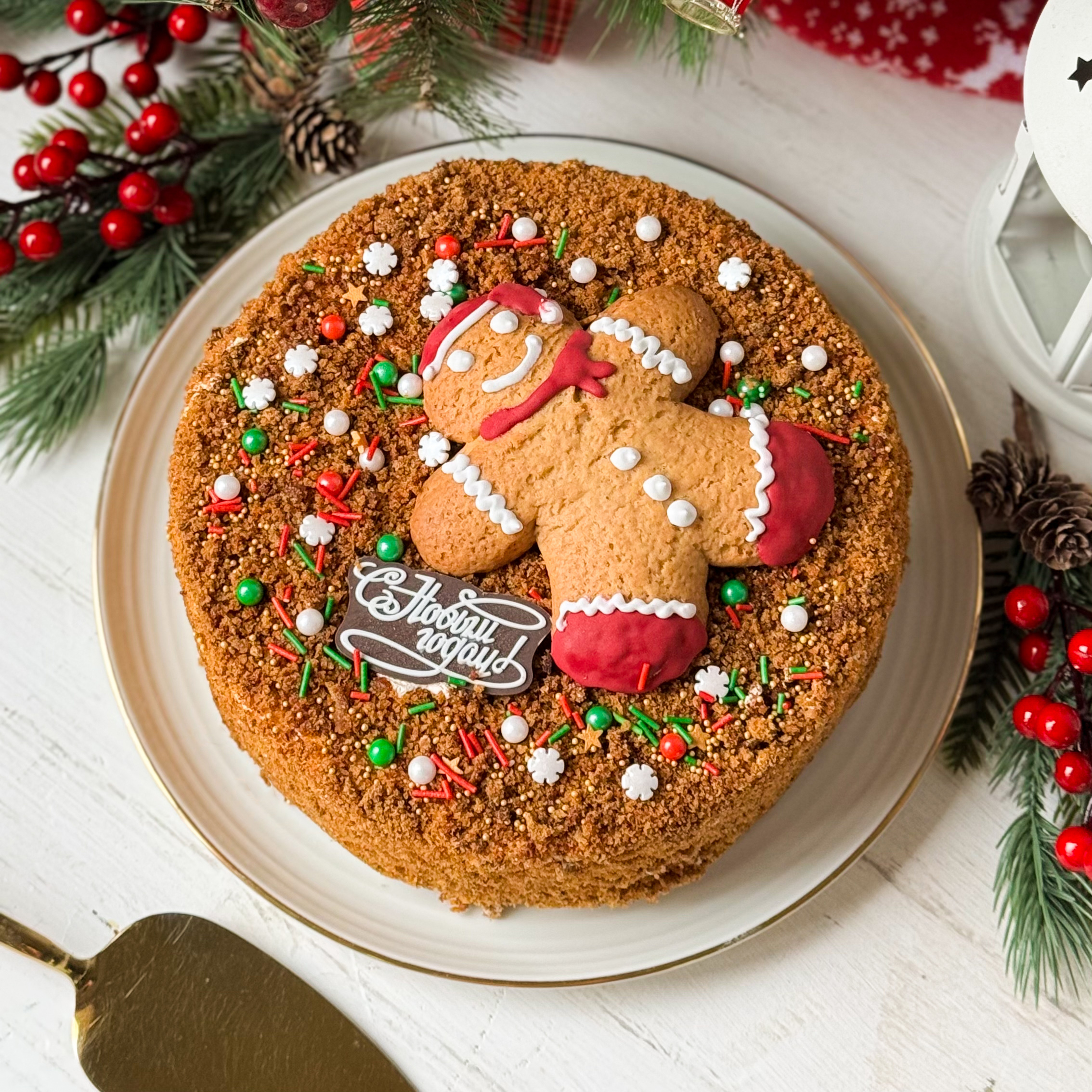 Торт Медовик 1,050 кг не резанный (НГ)  изображение 1