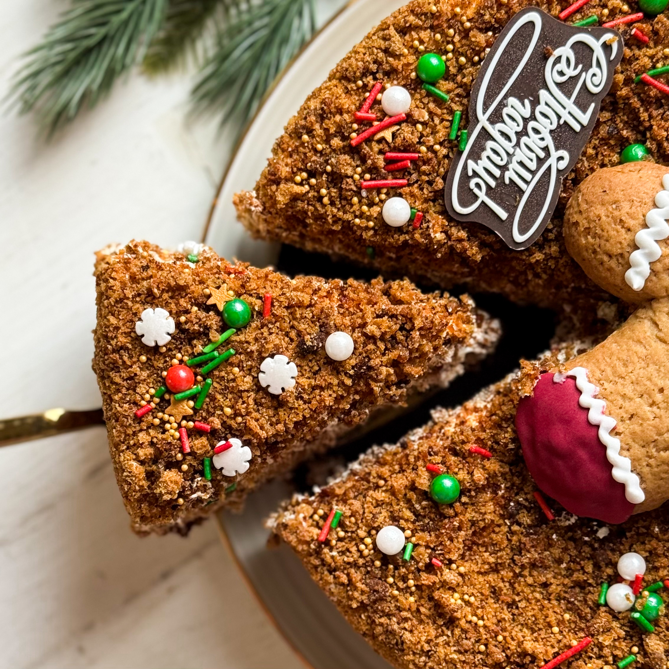 Торт Медовик 1,050 кг не резанный (НГ)  изображение 8