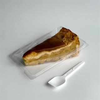 Нежное сочетание сочных яблок и тягучей карамели в ароматной выпечке.